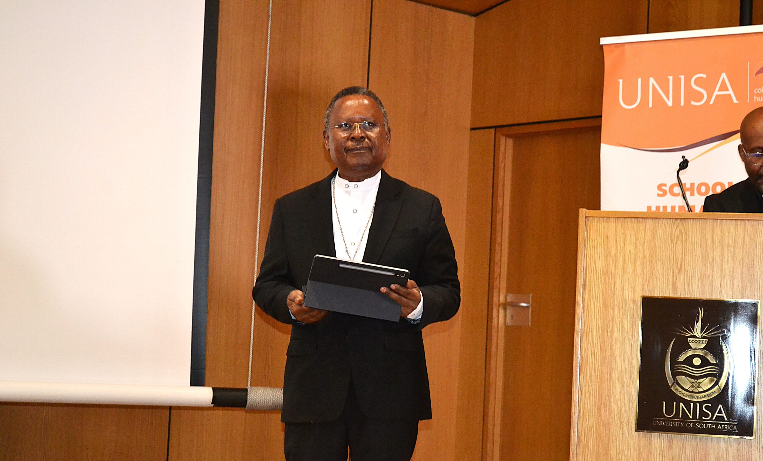 UNISA PAYS TRIBUTE TO late American civil rights activist, Rev Jesse Jackson Sr - Keynote speaker, Rev Dr Frank Chikane - IMAGE, SUPPLIED BY AUTHOR