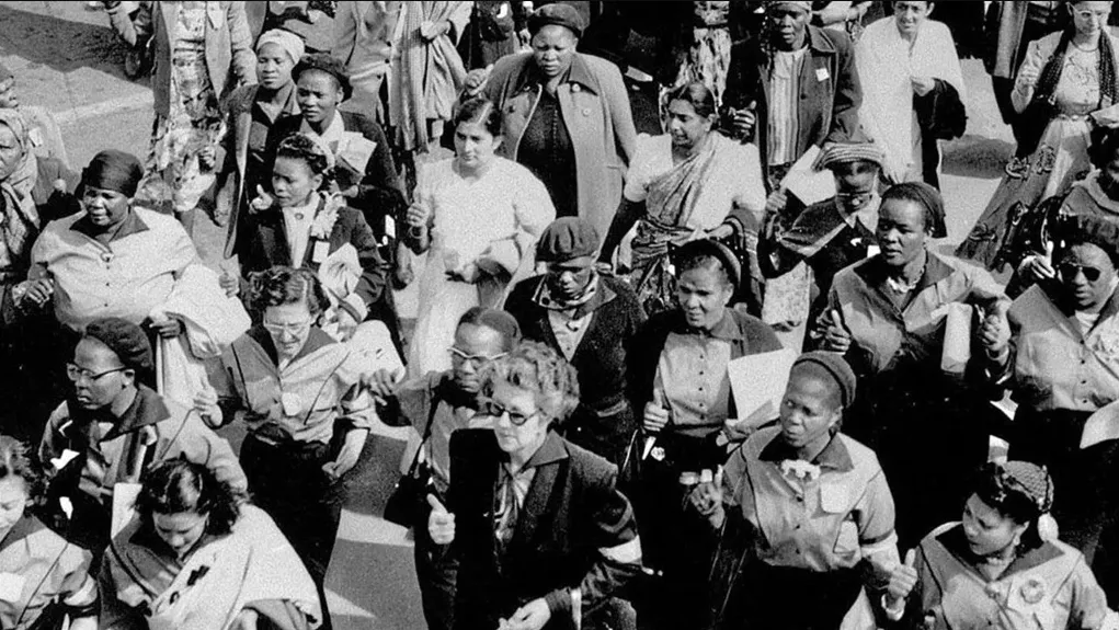 Womens March 1956 Sputh Africa - against pass laws - Image: South African History Online (SAHO)