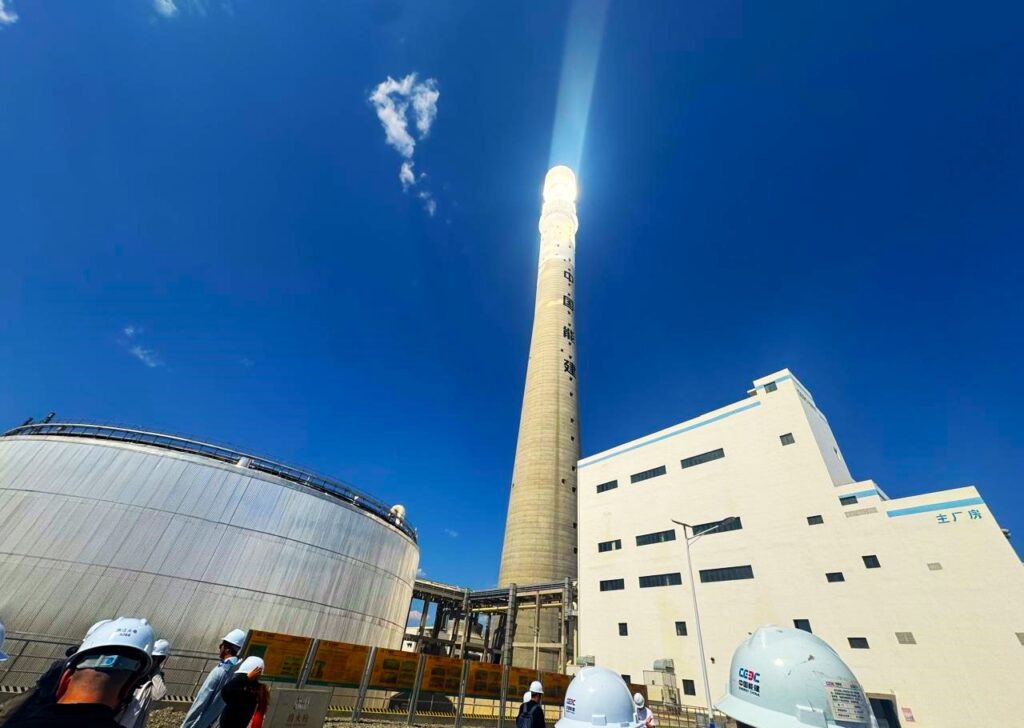 Energy China Xinjiang Turpan Integrated Project, led by China Energy Construction Group Zhejiang Thermal Power Construction Co. Ltd - image: Tswelopele Makoe via GSMN