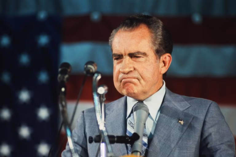 NOT ONLY FEET OF CLAY, BUT BRAINS OF SILLY PUTTY, USA, PRESIDENT RICHARD NIXON, FIXED EXCHANGE RATE, - IMAGE: Nixon’s first public appearance after he became the first president to resign from the position in August 1974 (Getty)