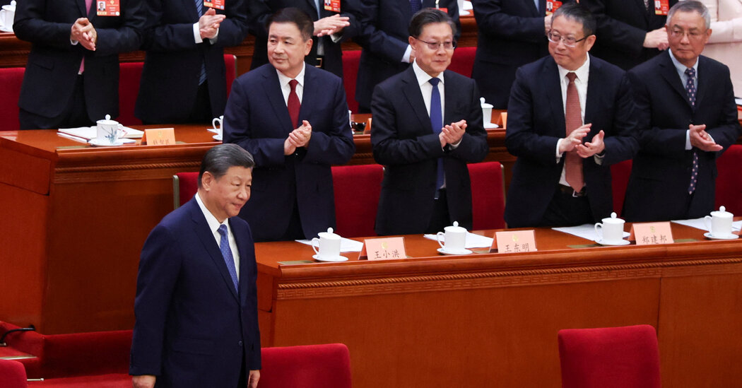 05biz-china-econ-01-ztvm-facebookJumbo